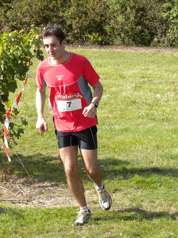 Petite boucle d'un circuit "trail" de 2,5 km à faire le plus de fois possible en 6 heures !!!