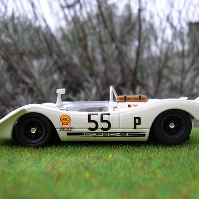 PORSCHE 908/3