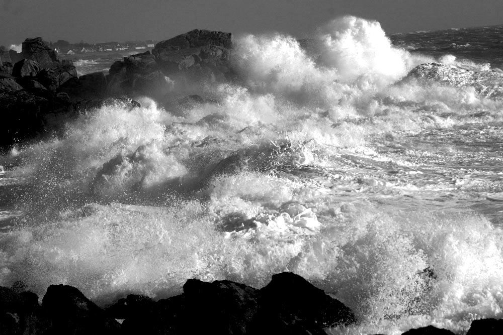 Tempête Atlantique en noir et blanc