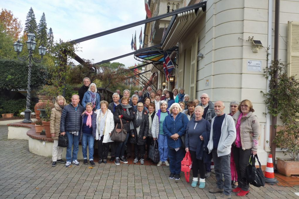  Le groupe OMCAL, accompagné par notre sympathique animatrice du cours d'italien "SimoneBorelly"