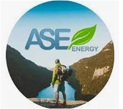 Logo ASE Energy avec un homme muni de son sac à dos