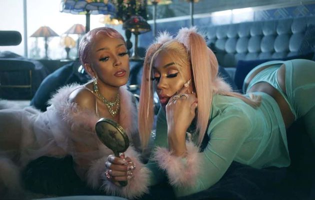 Saweetie - Best Friend (feat. Doja Cat) 