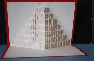 Une pyramide