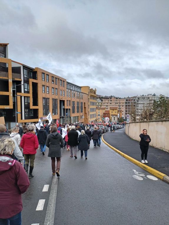 4000 Manifestants au Puy le samedi 11 mars, 1000 à Brioude 