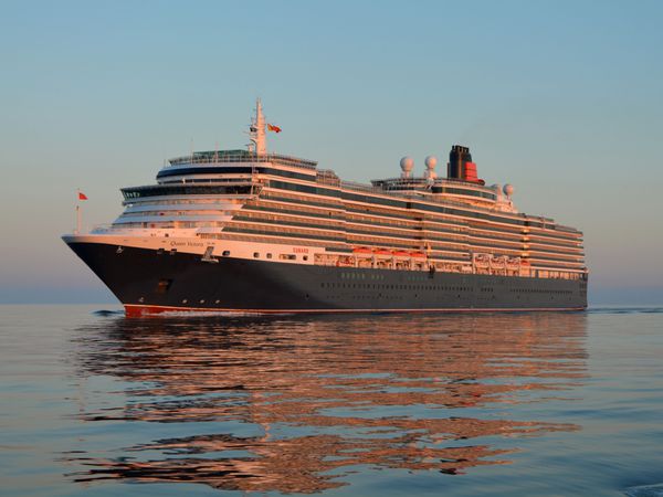 Cherbourg : l'escale du Queen Victoria en images