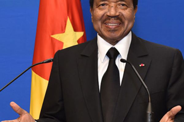  Crise anglophone:   Ce que les internautes reprochent à Paul Biya