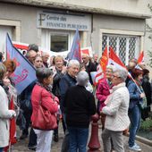 Saint-Julien-Chapteuil : manifestation devant la Trésorerie pour s'opposer à sa fermeture