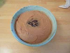 Le manteau rocheux légèrement chocolaté cuit dans un bol qui a eu la gentillesse de supporter le four