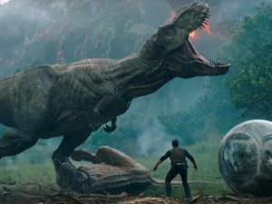 Autres suites de blockbusters à succès prévus cette année : 'Jurassic World : Fallen Kingdom' et 'Deadpool 2' en fin de printemps/début d'été.