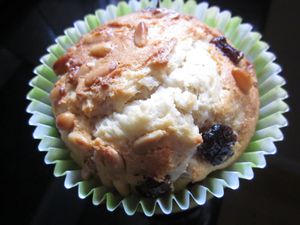 Muffins chocolat blanc, poudre d'amandes &amp; noix