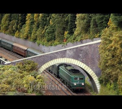Reproduction miniature à l'échelle HO du CFCC de la ligne de la Maurienne