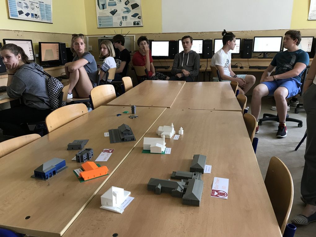 SMSL19 Creation 3D Printer
