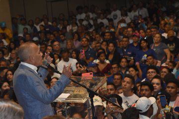 Manuel Rosales en Maracaibo: &quot;No podemos dejar a Venezuela sin la opción del voto&quot;