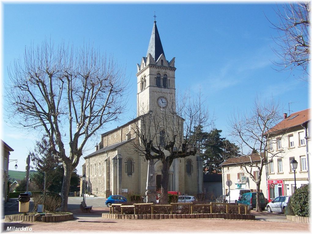 Jolies maisons, belles églises, vieux châteaux, manoirs, ou, vieilles ruines dans des lieux pittoresques, scènes de vie.