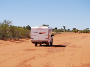 Ayers Rock – Rainbow Valley - East Mc Donnell -Retour vers Alice Springs