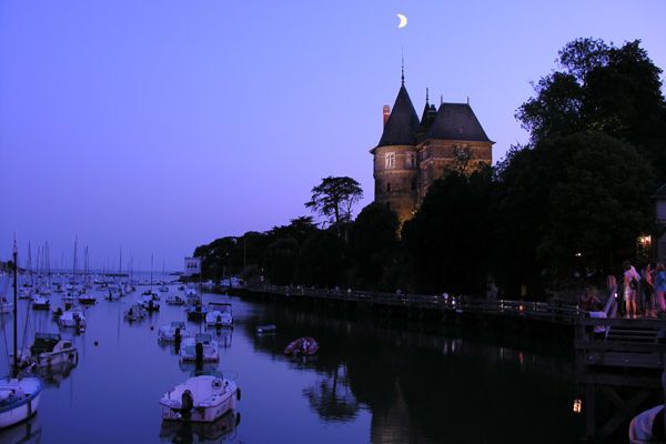 PORNIC : le château de nuit