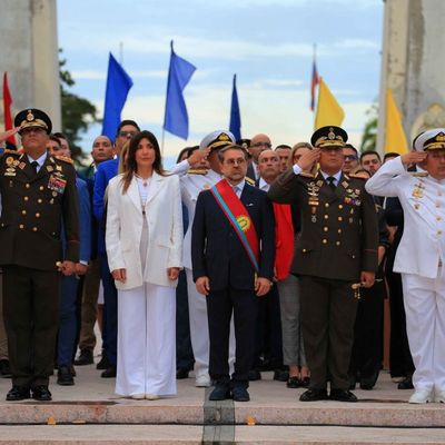 Lacava encabezó conmemoración de 204 años de la Batalla de Carabobo y Día del Ejército en Campo de Carabobo
