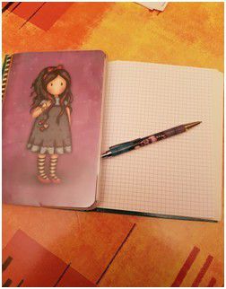 Rencontre entre une feuille et un stylo, d'Isami