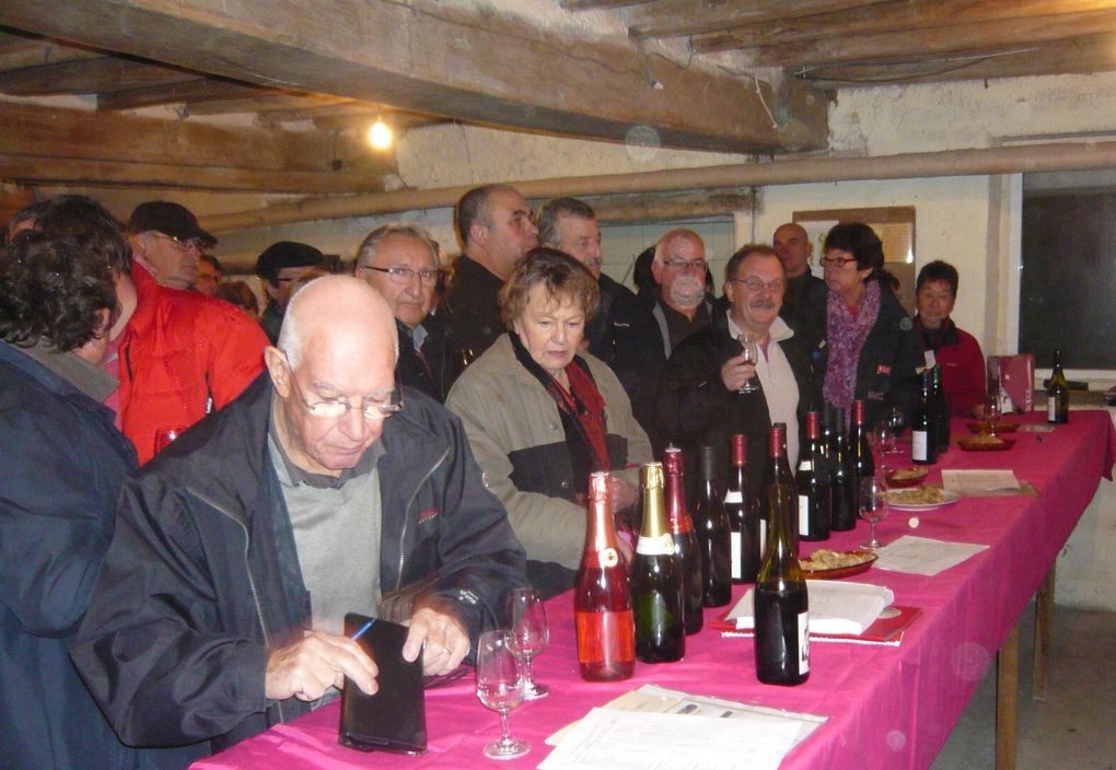 Soirée Beaujolais nouveau et trompes de chasse @ Trainou