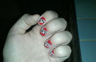 11. Zebra nails !