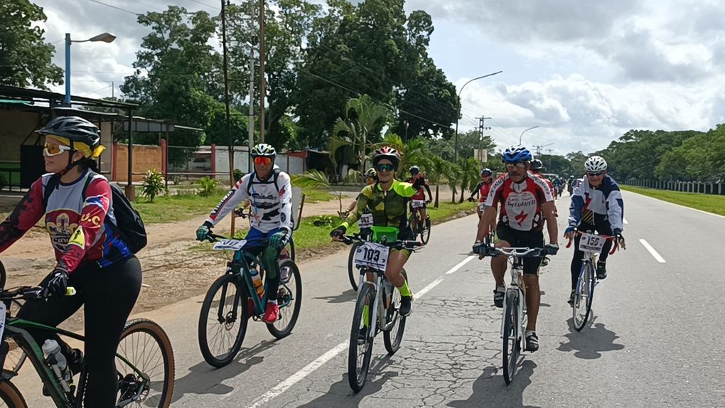 Con más de 200 participantes se realizó primera edición de la “Ruta Ciclística Histórica Batalla de Carabobo”
