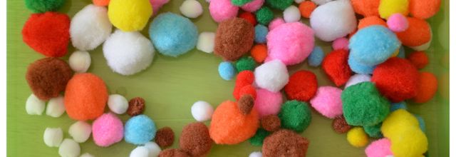 pince et pompons