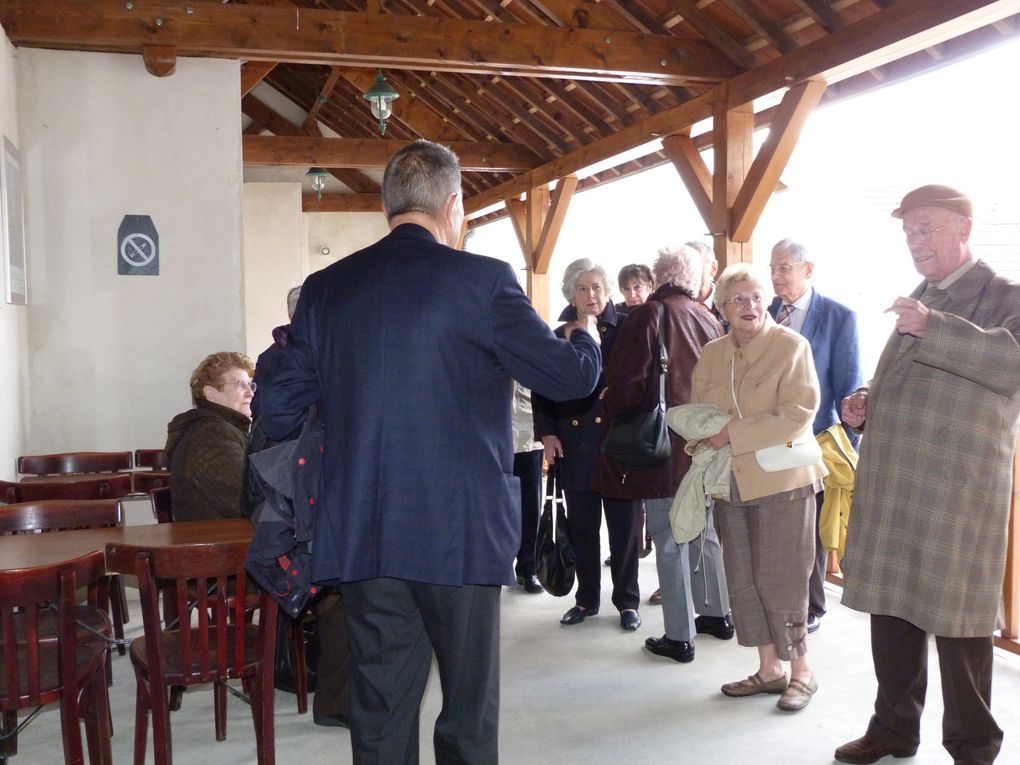 En Champagne-Ardenne, dans la Marne, visite d'un site fossilifère.
Les commentaires de JC ASFAUX sont dans la rubrique 2012 de la région.