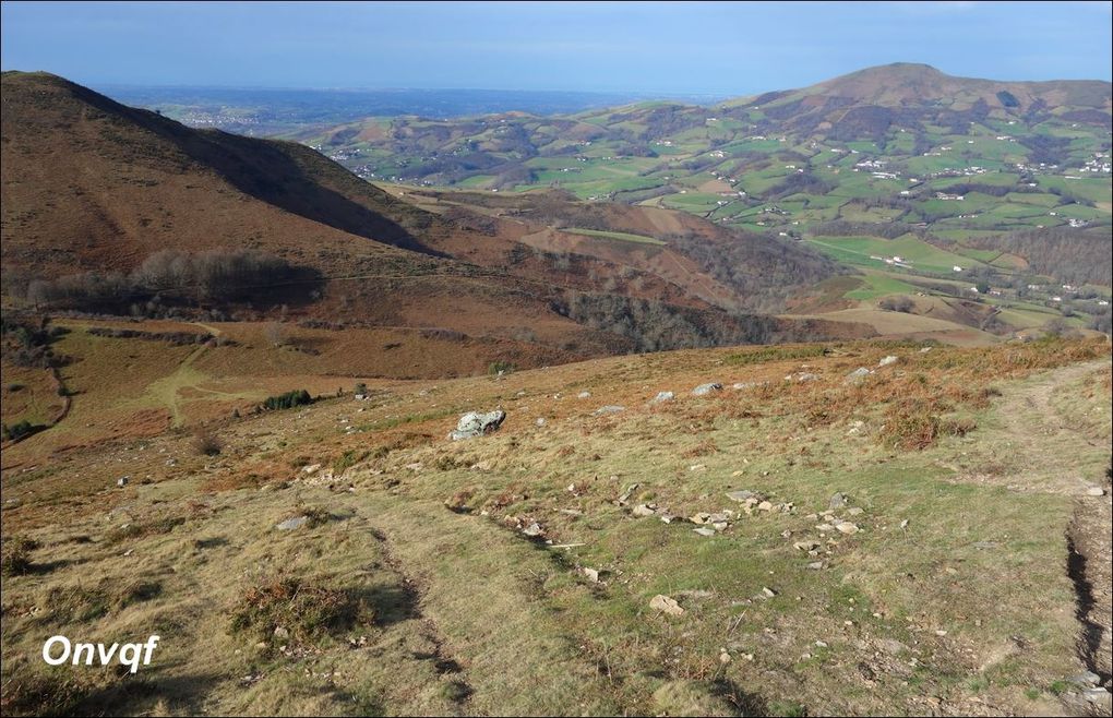 Tour du Baïgura ou Baygoura depuis Hélette (Pyrénées-Atlantiques 64) AAA Rando