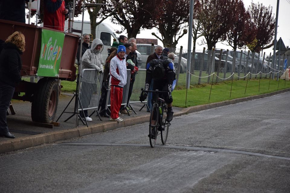 Album photos des courses UFOLEP 1 et 2 et podiums de Marville Les Bois (28)