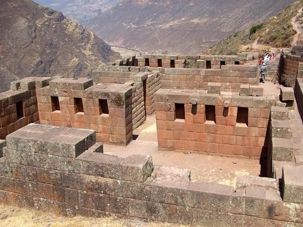 Un petit florilège de photographies des endroits et sites que nous avons visités et parcourus : Cusco, Pisac, Machu Picchu, Titicaca.