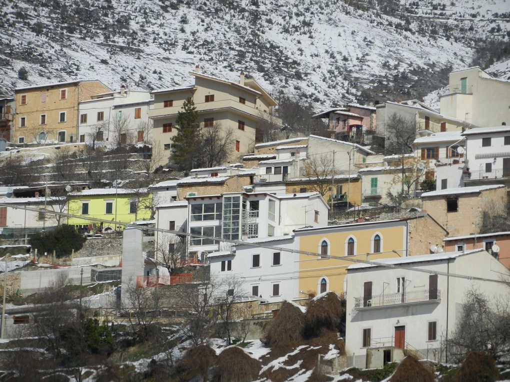 Qualche foto del paese e dei paesaggi
Quelque foto du village et des paysages