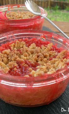 Crumble fraise-rhubarbe