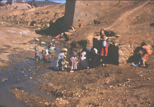 Photos inédites de harkis au village d'Ain-Mimoun (Algérie)