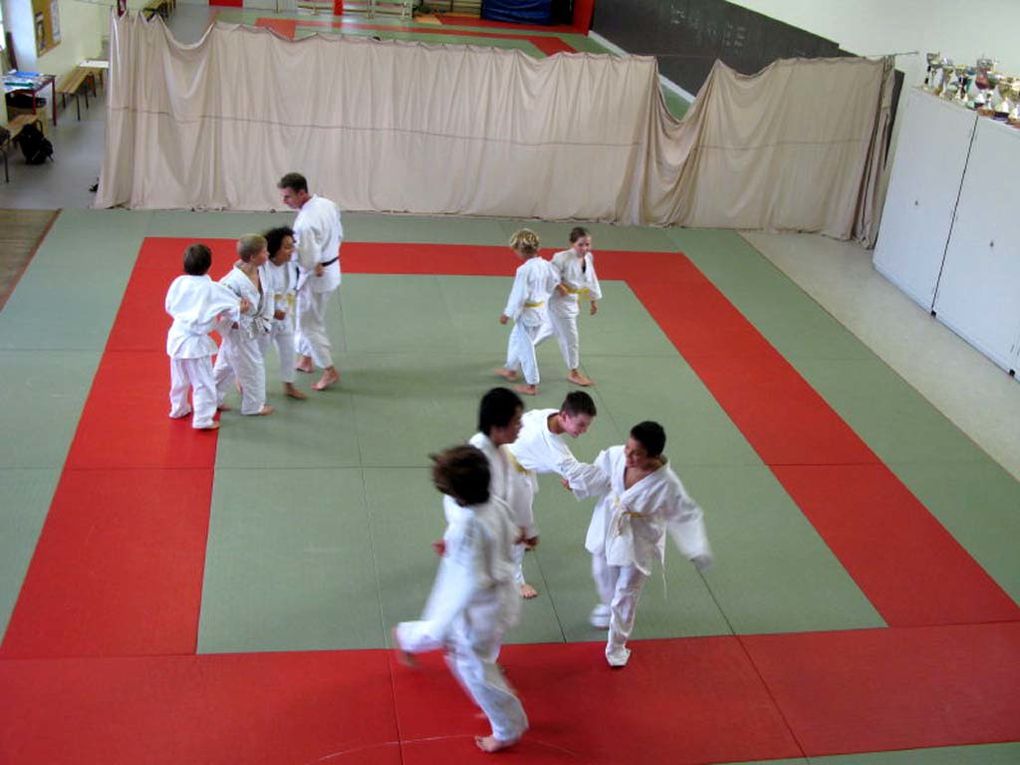 Equipe Jujitsu jeunes et ados (à partir de 9 ans, rentrée 2008 09 10 10 11 du Judo Sport Rochelais