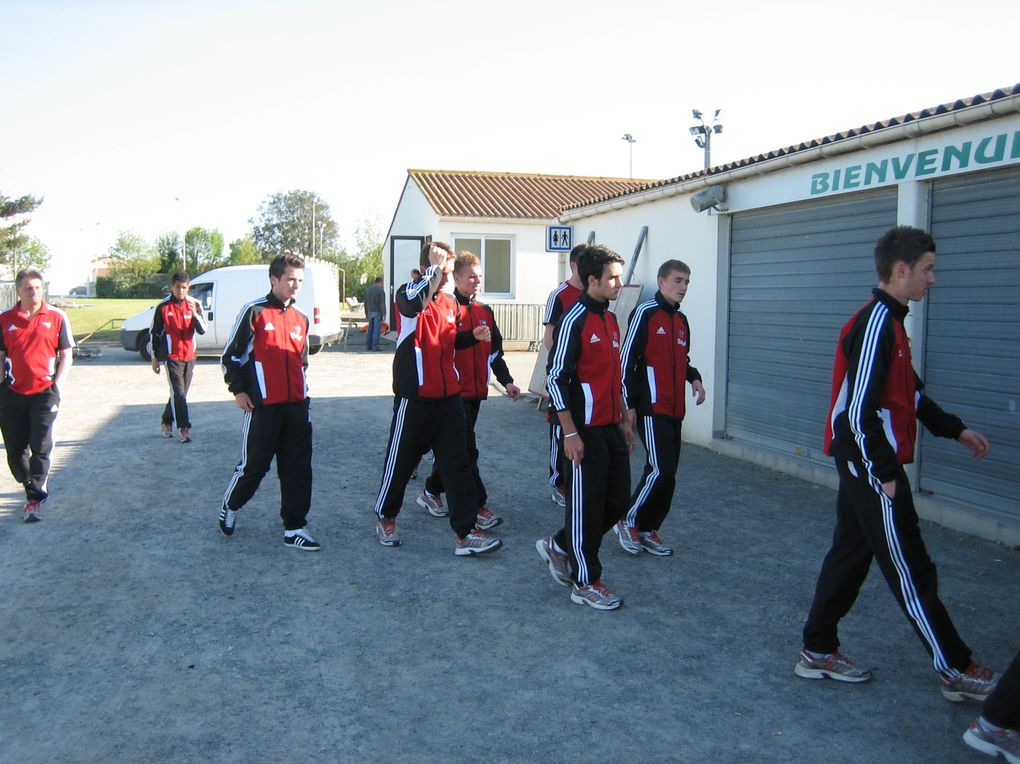 Tournoi de Beauvoir-Sur-Mer (85).
Arrivé le mercredi 15 mai pour jouer le 16 mai.
Résultat : Une excellente prestation de l'équipe avec une victoire à l'arrivée.
Bravo et Merci.