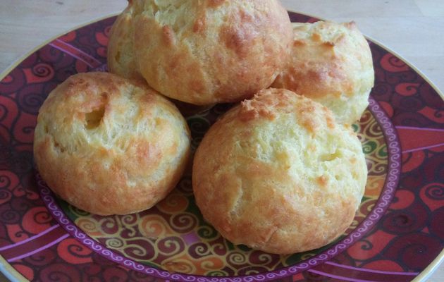 Gougères à l'emmental 