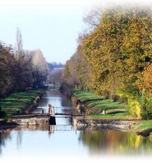 WEEK-END NAVIGATION SUR LE CANAL DE BERRY