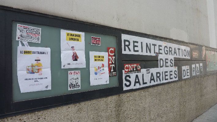 Occupation de la halte-garderie par les salariées licenciées et grévistes et les parents