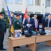 More non-lethal equipment, including night-vision goggles, transferred from Canada to Ukraine 2904151 | April 2015 Global Defense Security news UK | Defense Security global news industry army 2015