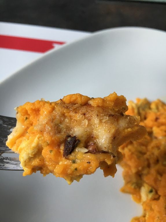 Hachis parmentier exotique purée de carottes-poulet 