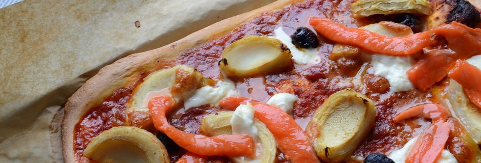 Pizza aux coeurs d'artichauts et colin fumé