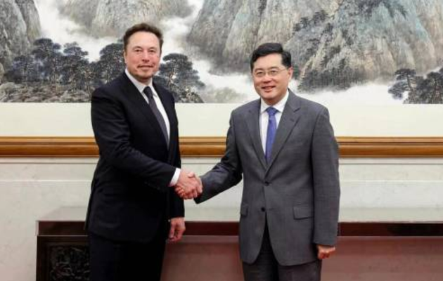 Musk comme un chef d'Etat en Chine