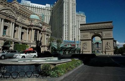 Le petit Paris, l'Arc de Triomphe Las Vegas