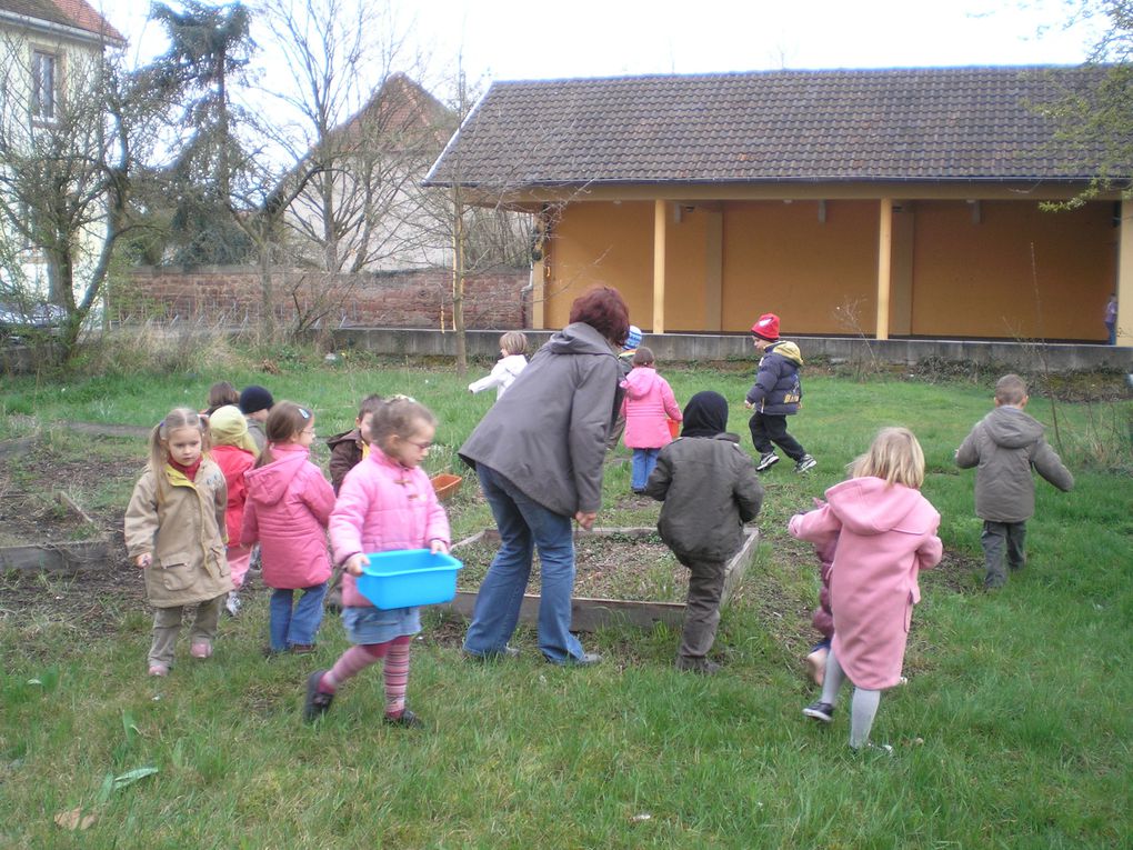 Photos prises dans le cadre des activités de la maternelle