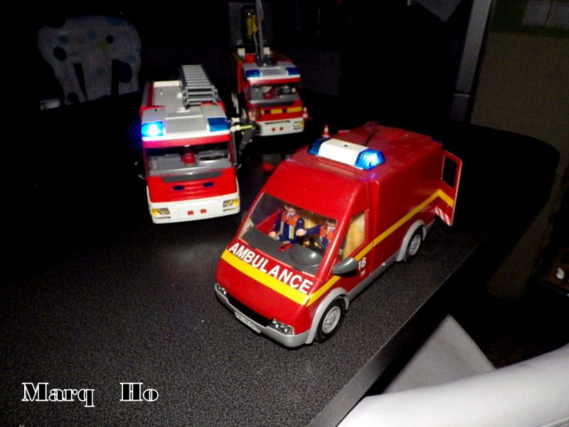 apres 3 ans dans les camion du cirque Arlette Gruss je veux changé un peut
les pompier arrive chez marqho,
Custom de playmobil à des photos réel prix chez un confrére blog