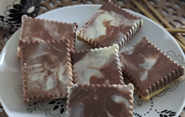 Moelleux biscuits coque chocolat