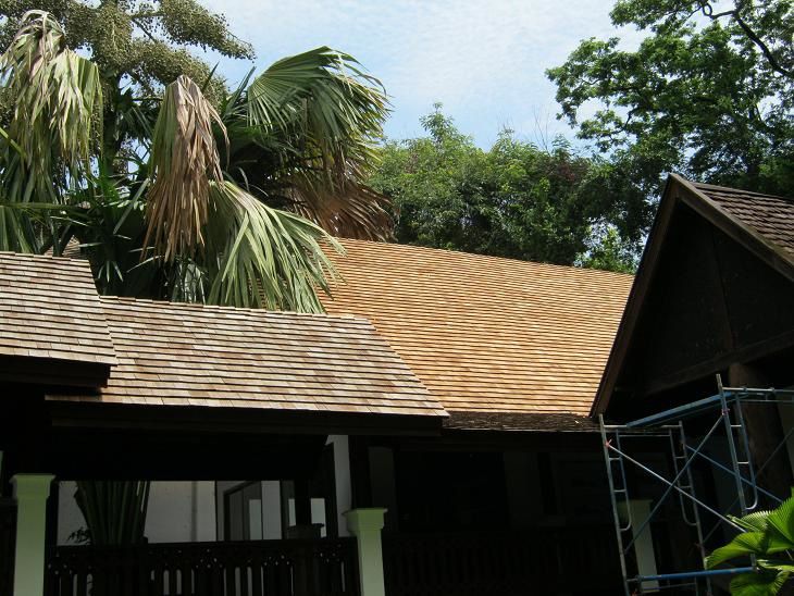 Refurbishing a Roof
Renovation d'un toit