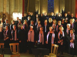 Belle prestation de choeurs de Formigine et du Saumurois, des Solistes, de l'orchestre départemental des enseignants artistes