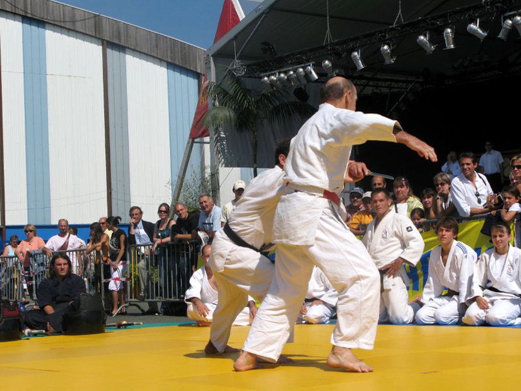 Les démos jujitsu de la foire expo de La Rochelle et ailleurs