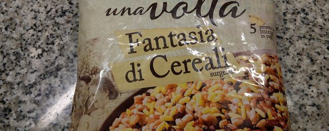 Zuppa di cereali con la "Fantasia di cereali" di "Come una volta" (surgelato)